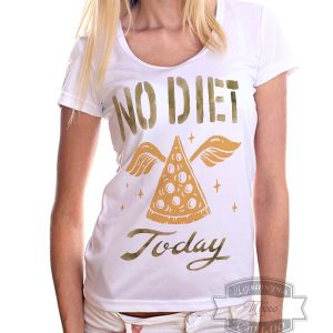 девушка в футболке с пиццой