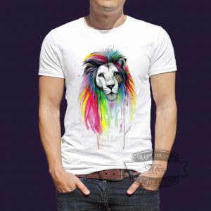 футболка с цветным львом